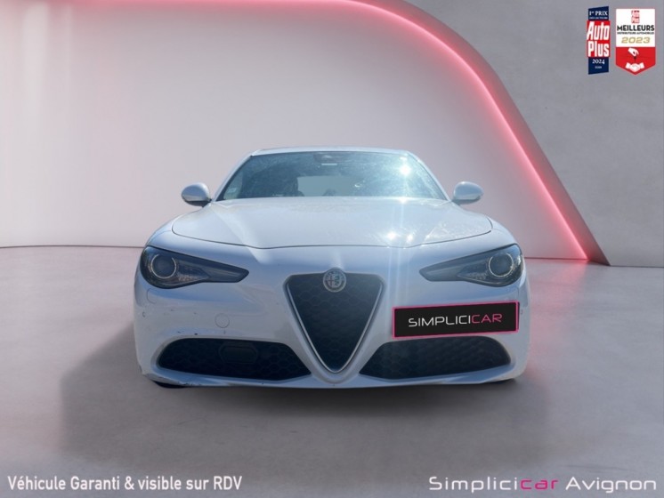 Alfa Romeo Giulia Super 2.2 180 ch