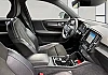 Volvo Xc40 awd 190 r-design geartronic 8 thumbnail