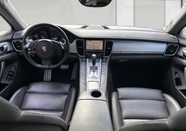 Porsche Panamera (2) 3.0 td 300 edition