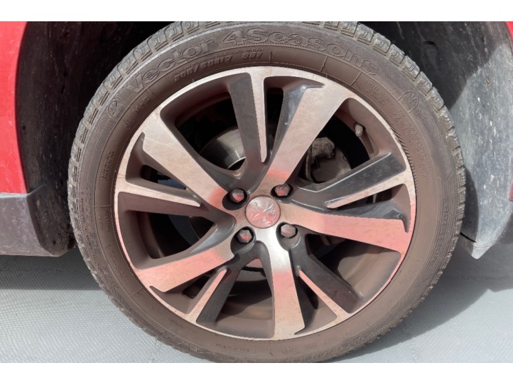 Peugeot 2008 feline titane BlueHDi 1.6 120ch BVM6