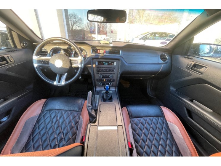 Ford Mustang 3.7l 305 CH V6