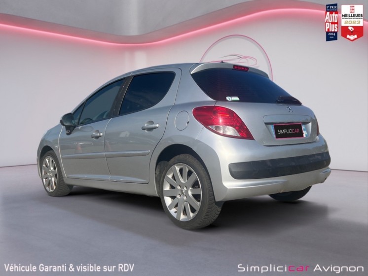 Peugeot 207 1.6 HDi 16v 110ch FAP Griffe
