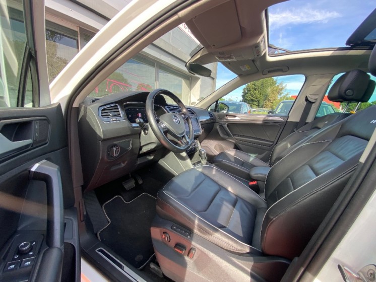 Volkswagen Tiguan TDi 150 DSG7 Black R-Line 2.0