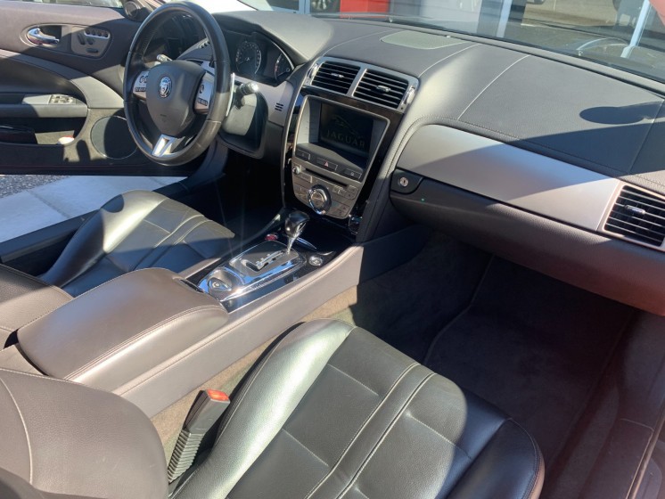 Jaguar Xk Coupe 4.2 - 304 A