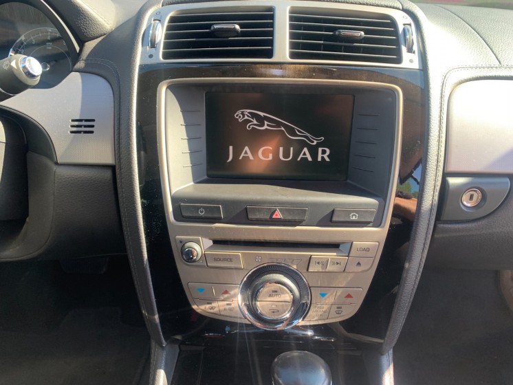 Jaguar Xk Coupe 4.2 - 304 A