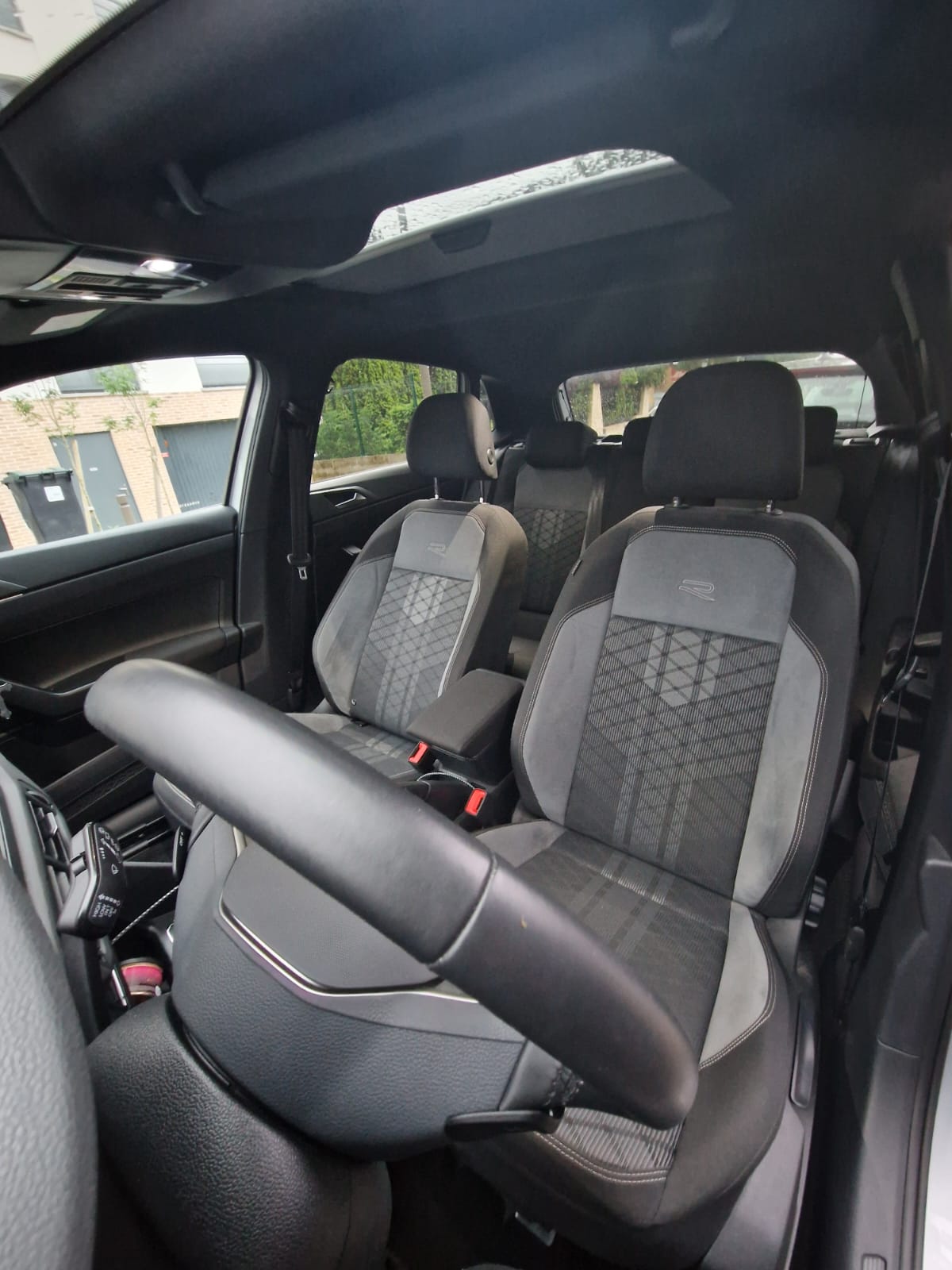 Volkswagen Polo VI 1.0 TSI 110 R-LINE EXCLUSIVE DSG7