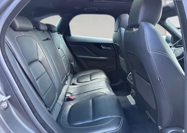 Jaguar F-pace (2) 3.0 D300 MHEV AWD R-DYNAMIC S BVA8