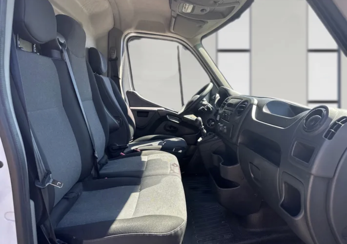 Renault Master iii fourgon gen traction f3300 l2h2 dci 110 euro6