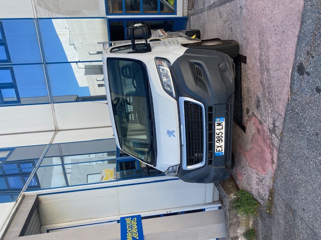 Peugeot Boxer II (2) 3.0 HDI 130 PACK CLIM 335 L3H2