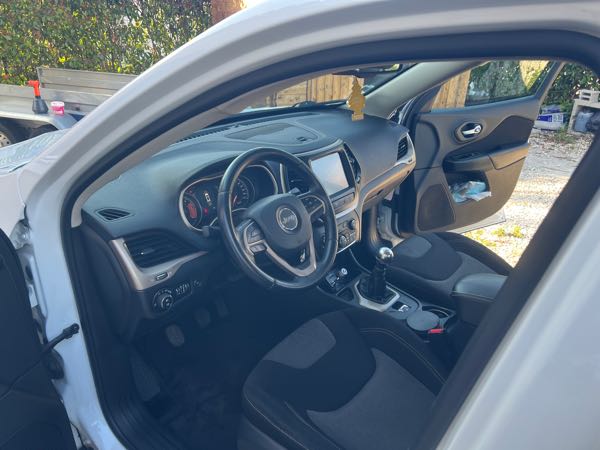 Jeep Cherokee IV 2.0 MJET 140 LONGITUDE
