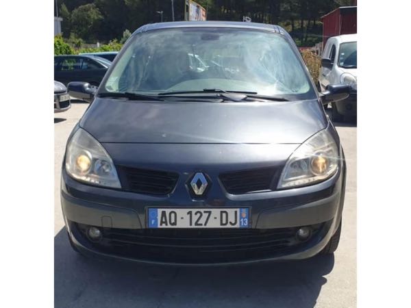 Renault Scenic II 1.9 dCi 1870cm3 131cv