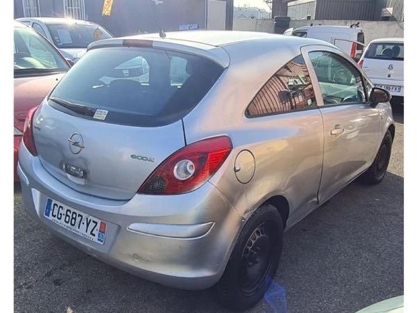 Opel Corsa D 1.3 CDTI 1248cm3 75cv