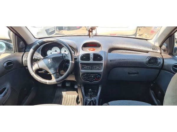 Peugeot 206+ 1. 4 HDi eco 70 1398cm3 68cv