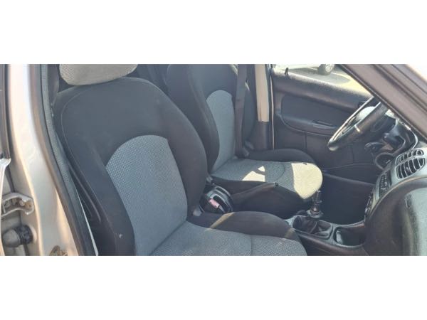 Peugeot 206+ 1. 4 HDi eco 70 1398cm3 68cv