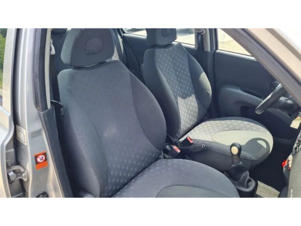Nissan Micra III 1.2 16V 1240cm3 80cv