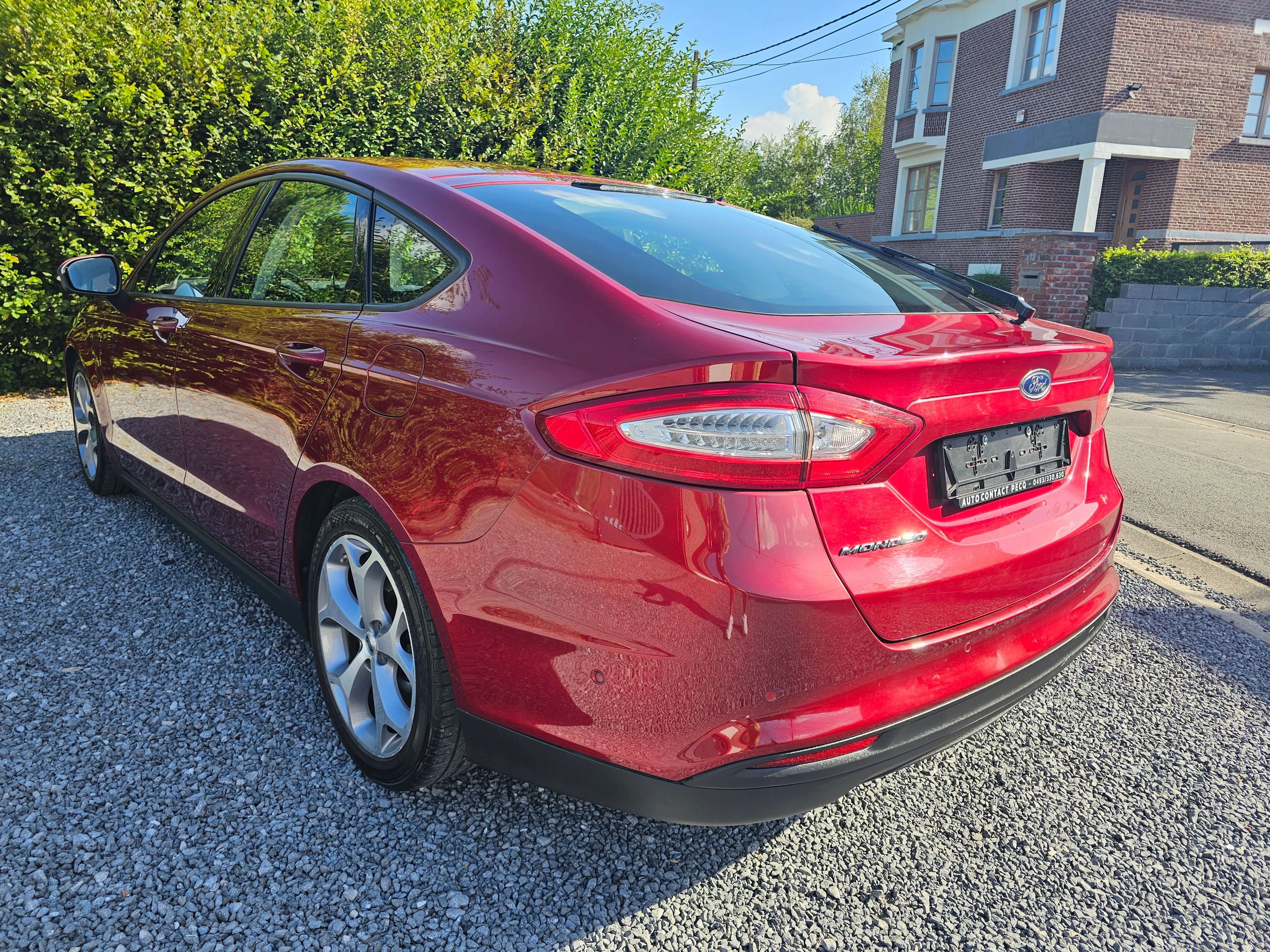 Ford Mondeo 1.6 TDCi  / Carpass  /  2 clés / Garantie