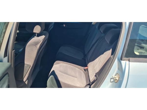 Citroen C4 I 1.6 HDi 1560cm3 109cv