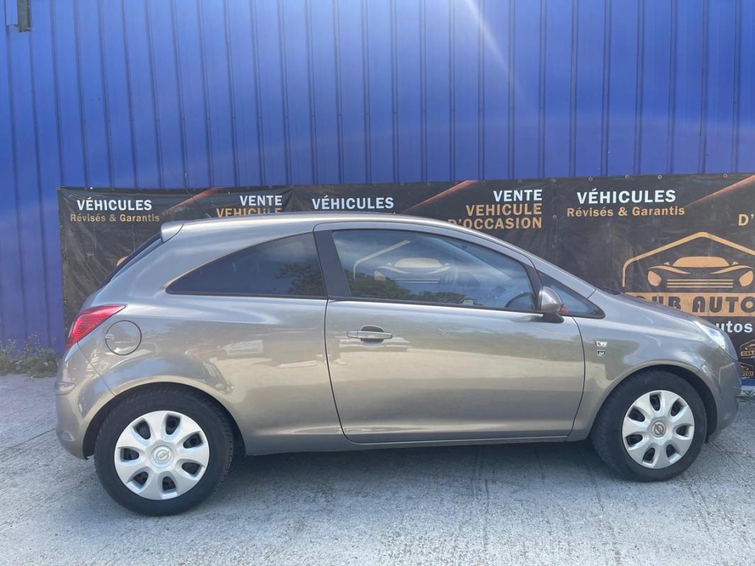 Opel Corsa ESSENCE/GPL.. paiement en 4 fois sans frais