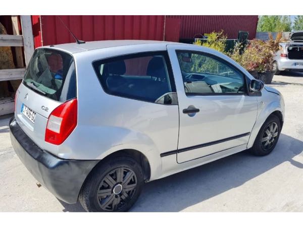 Citroen C2 Citroën C2 1.4 1360cm3 73cv