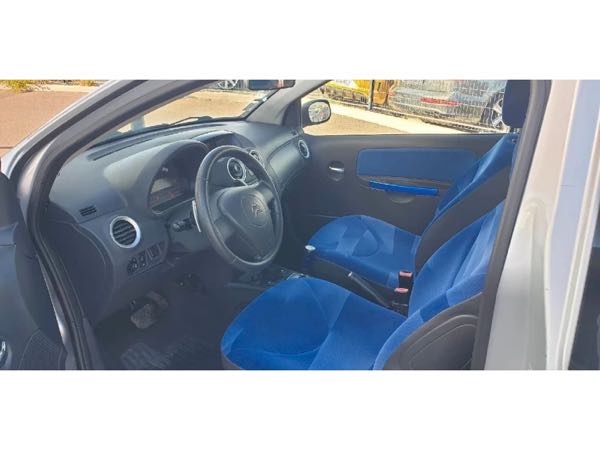 Citroen C2 Citroën C2 1.4 1360cm3 73cv