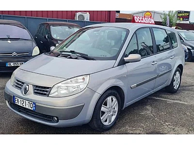 Renault Grand Scenic II 1.9 dCi 1870cm3 120cv