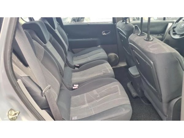 Renault Grand Scenic II 1.9 dCi 1870cm3 120cv
