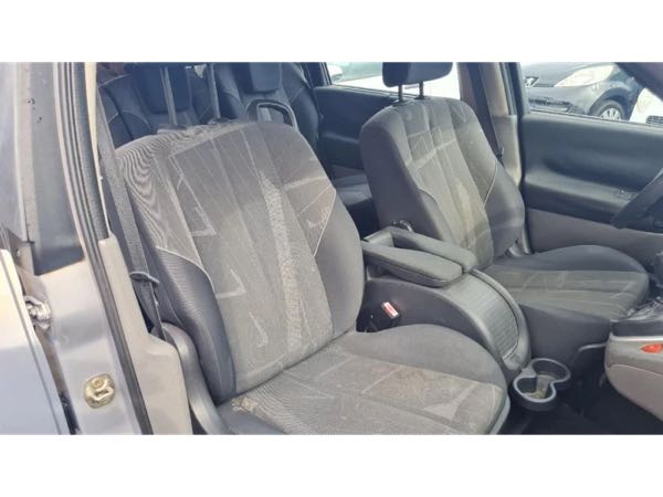 Renault Grand Scenic II 1.9 dCi 1870cm3 120cv