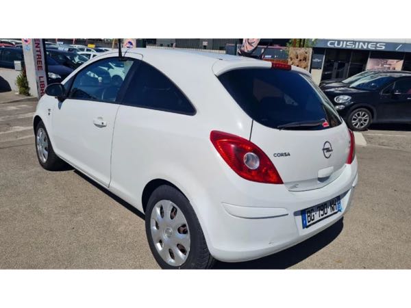 Opel Corsa D 1.3 CDTI 1248cm3 75cv