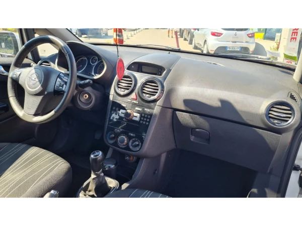 Opel Corsa D 1.3 CDTI 1248cm3 75cv