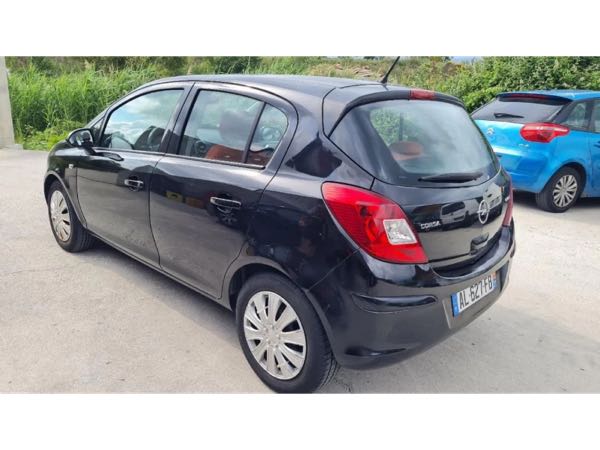 Opel Corsa 1.3 CDTI 1248cm3 75cv