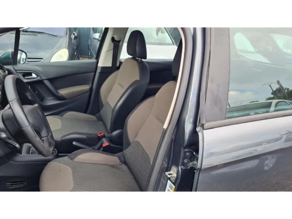 Citroen C3 II 1.2 VTi 82 1199cm3 82cv