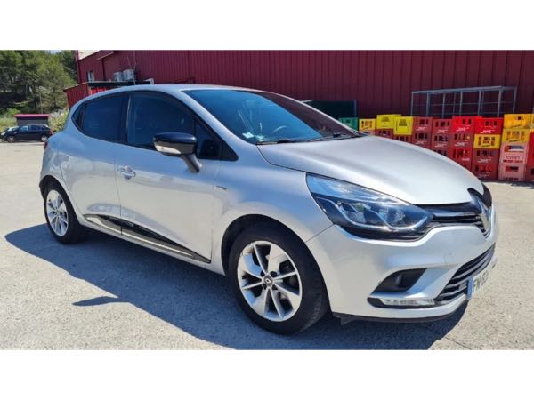 Renault Clio IV 1.2 16V 1149cm3 73cv