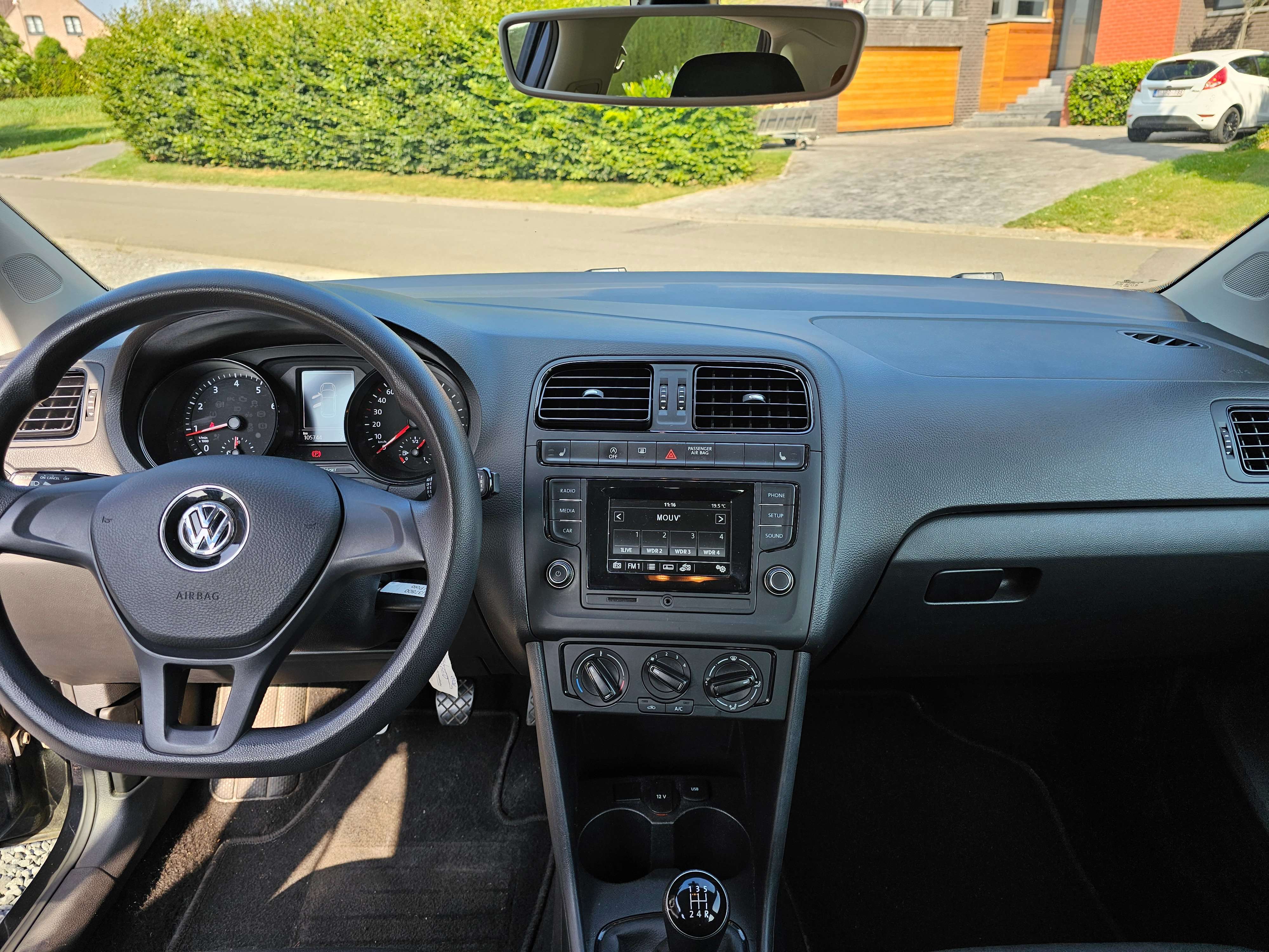 Volkswagen Polo Essence  / 5 portes / 1er proprietaire
