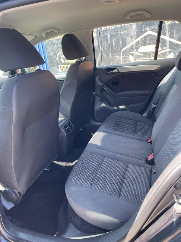Volkswagen Golf VI 90CH