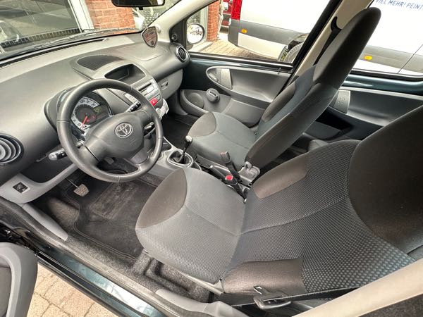 Toyota Aygo TORONTO 1.0 68PK | AIRCO | 1STE EIGENAAR |
