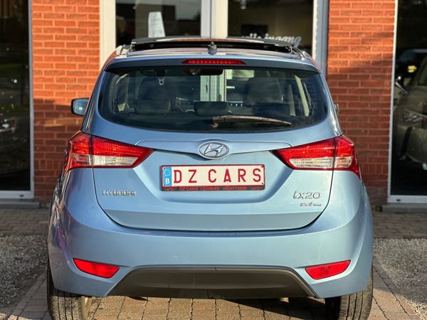 Hyundai Ix20 1.4CRDI 90PK | OPEN DAK | DIGITALE AIRCO |