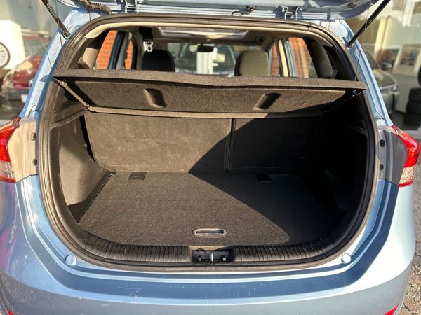 Hyundai Ix20 1.4CRDI 90PK | OPEN DAK | DIGITALE AIRCO |