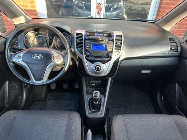 Hyundai Ix20 1.4CRDI 90PK | OPEN DAK | DIGITALE AIRCO |