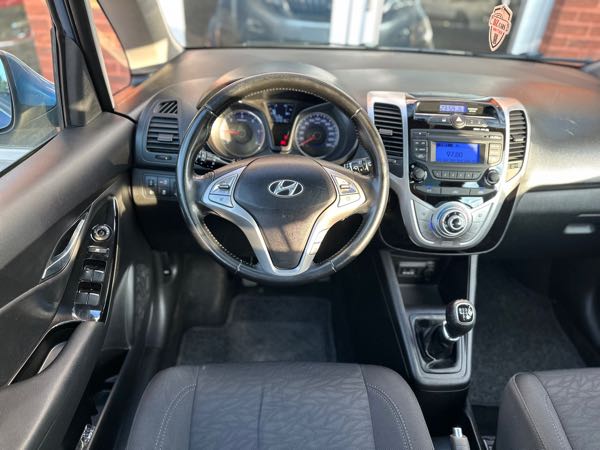 Hyundai Ix20 1.4CRDI 90PK | OPEN DAK | DIGITALE AIRCO |