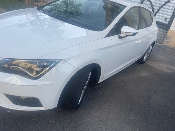Seat Leon III (2) 1.6 TDI 115 S&amp;S URBAN