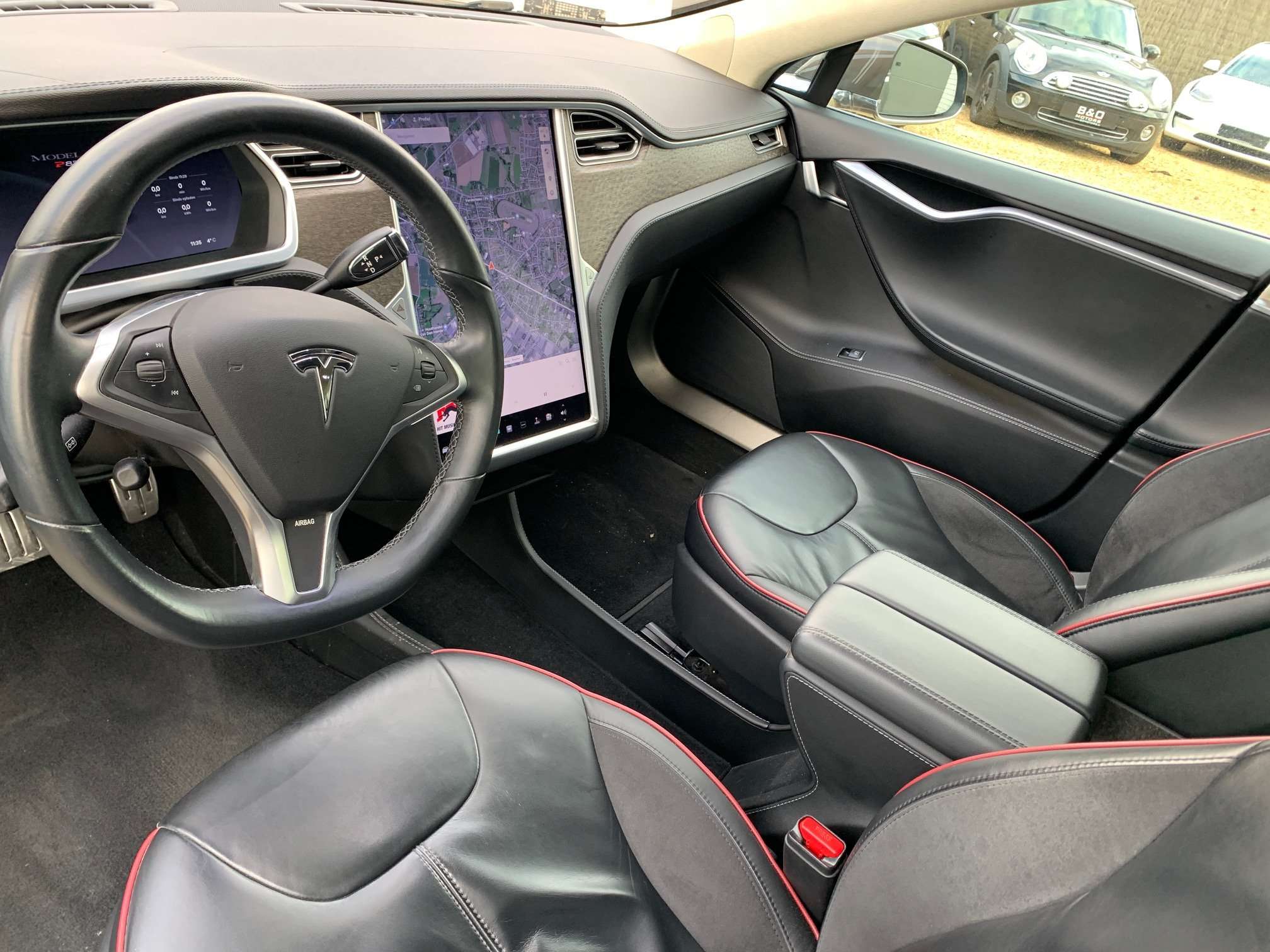 Tesla Model S S P85  Performance, levenslang FREE SUPERCHARGER