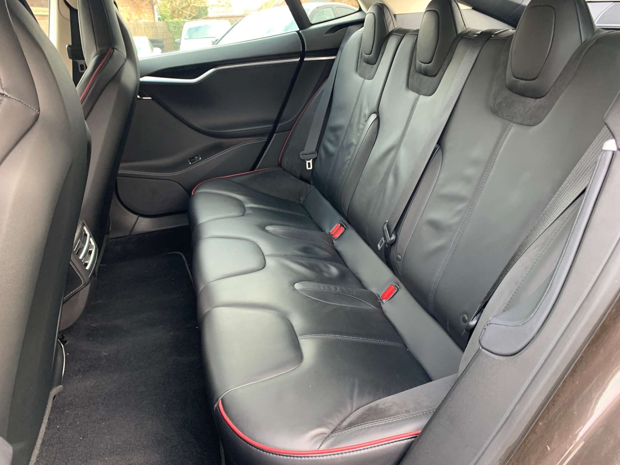 Tesla Model S S P85  Performance, levenslang FREE SUPERCHARGER