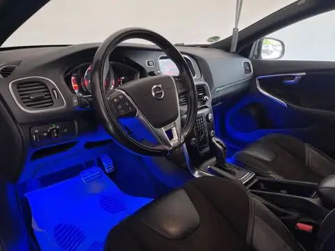 Volvo V40 2.0 *R-Design *GPS *LED *SIÉGE CHAUFF *RADAR