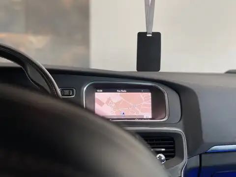Volvo V40 2.0 *R-Design *GPS *LED *SIÉGE CHAUFF *RADAR
