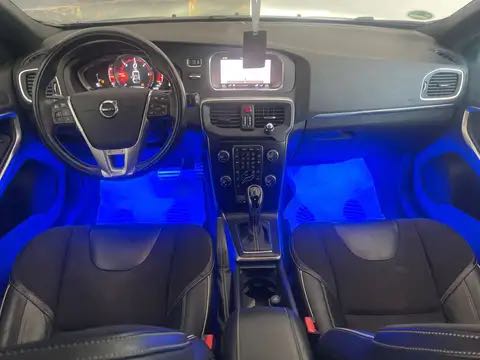 Volvo V40 2.0 *R-Design *GPS *LED *SIÉGE CHAUFF *RADAR