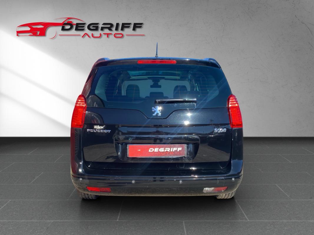 Peugeot 5008 1.6 HDi 115ch FAP BVM6 Style 7pl