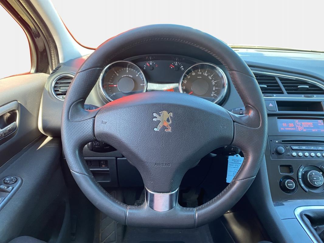 Peugeot 5008 1.6 HDi 115ch FAP BVM6 Style 7pl