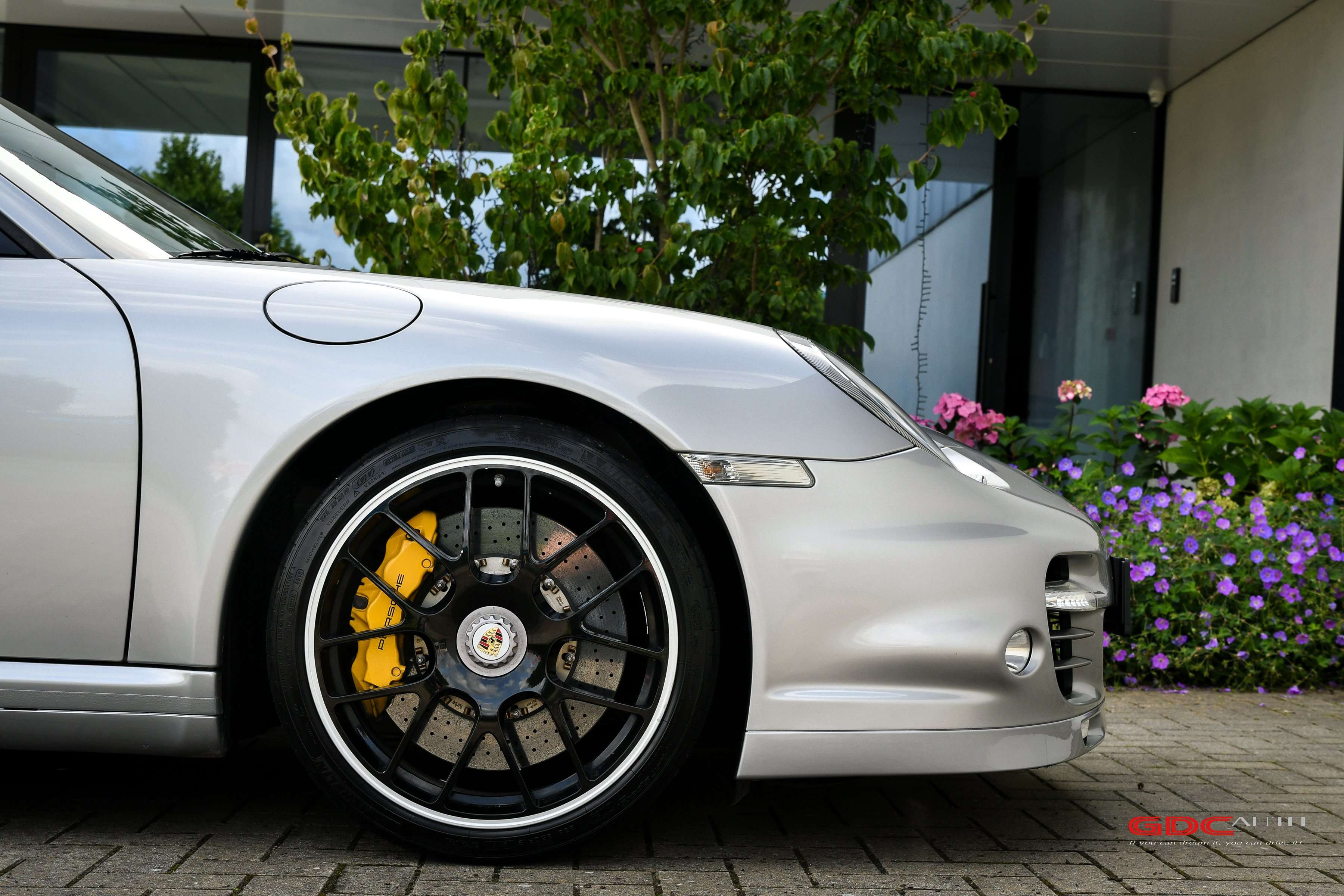 Porsche 997 997.2 Turbo S l 3.8 PDK l Cabrio l Ceramic Brakes