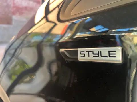 Peugeot 208 1.2i Style