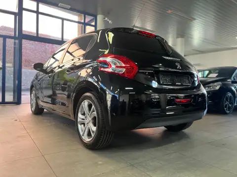 Peugeot 208 1.2i Style